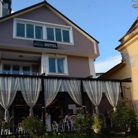 Royal Hotel Peshkopi Albania Экстерьер фото