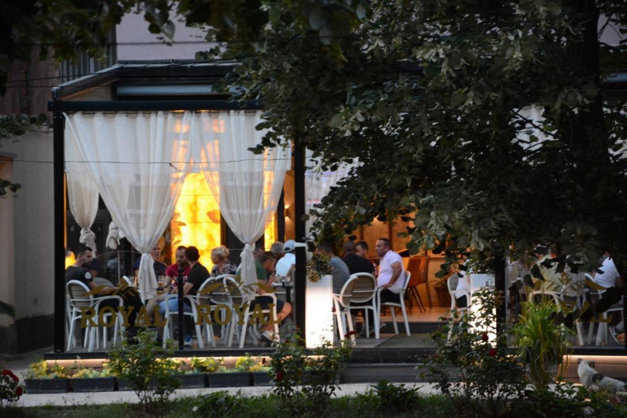 Royal Hotel Peshkopi Albania Экстерьер фото