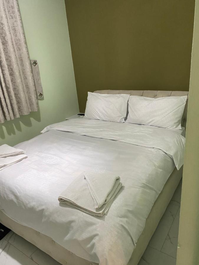 Royal Hotel Peshkopi Albania Экстерьер фото